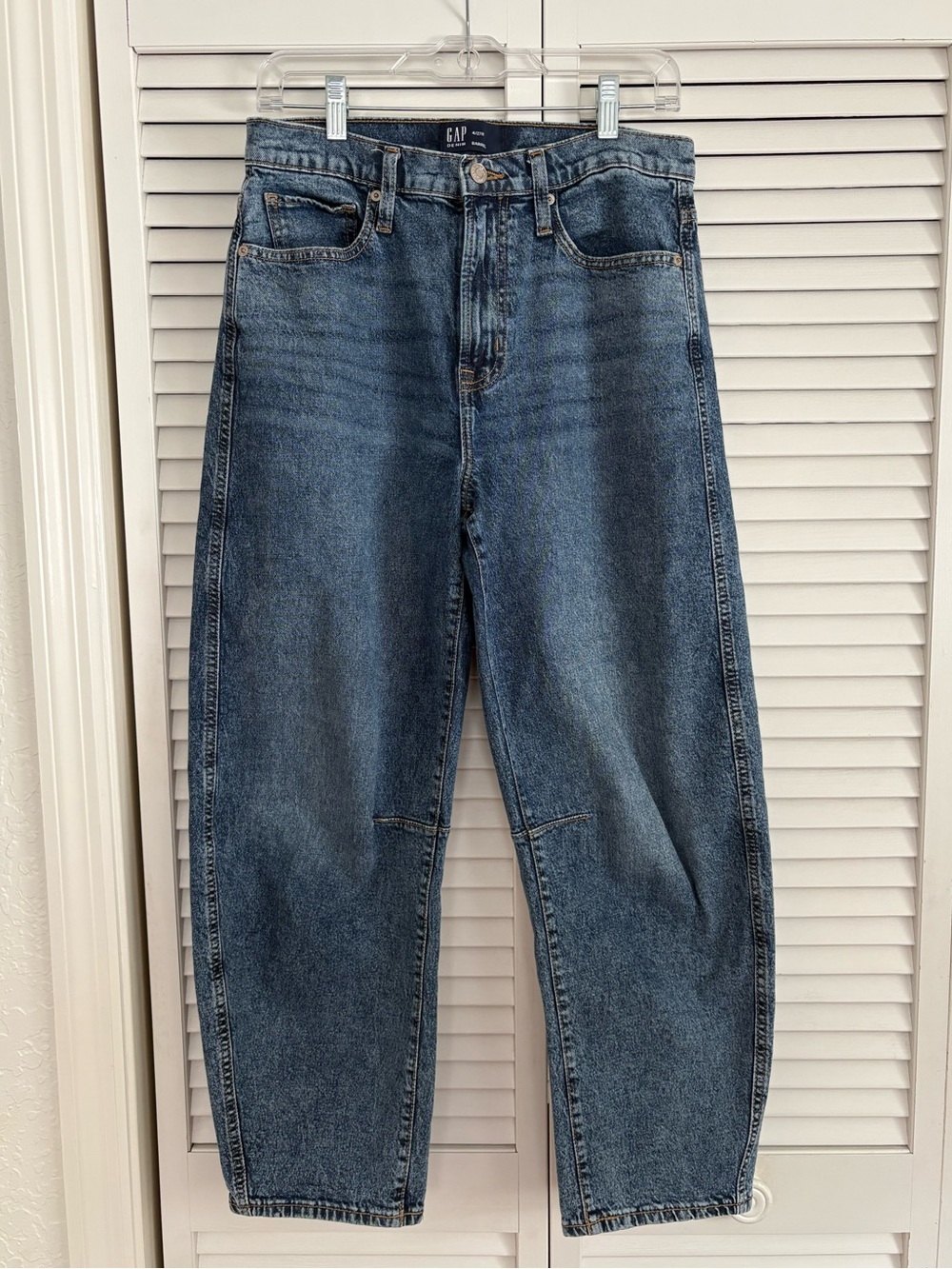 GAP Women's Blue High-Rise Relaxed Jeans